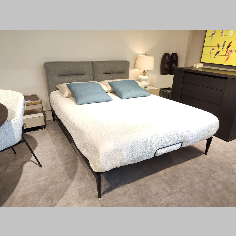 WAFFLE Queen Bed