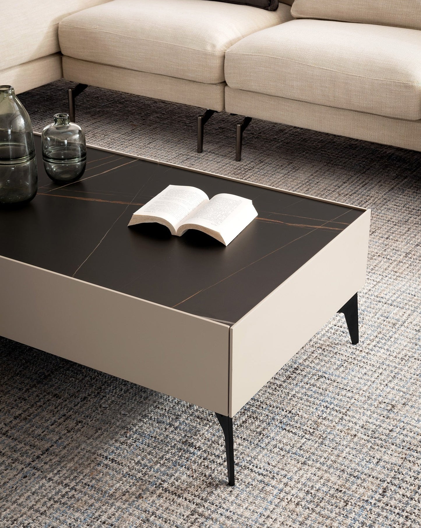 CUBE Coffee Table