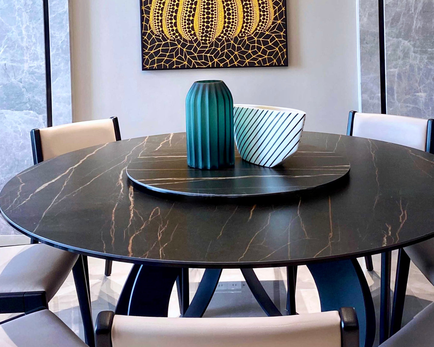 LOOP Deluxe Table
